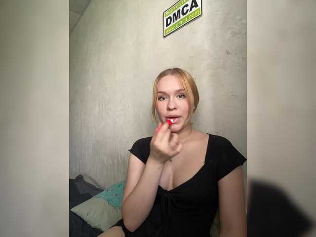  HoneySavage chat room