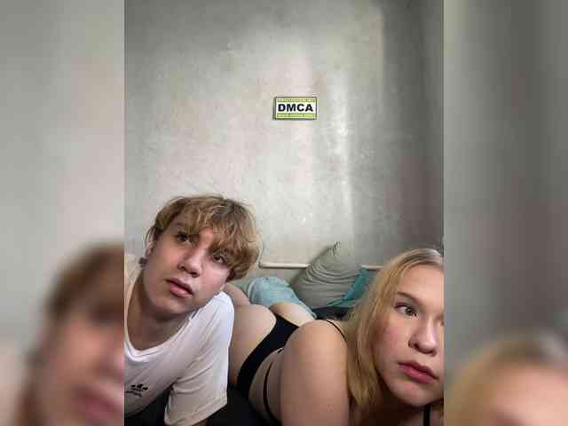 TaffyTwins webcam