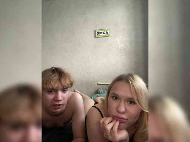 TaffyTwins webcam