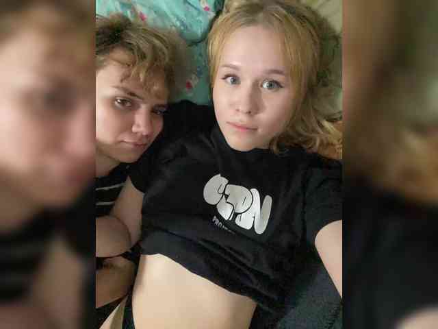 TaffyTwins webcam