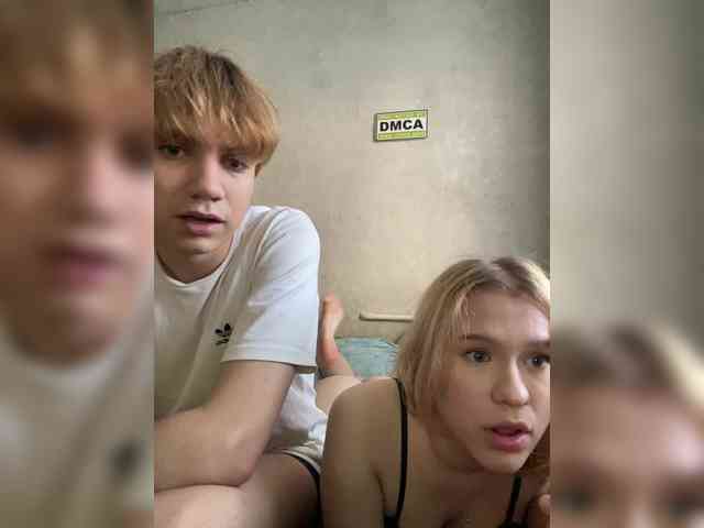 TaffyTwins webcam