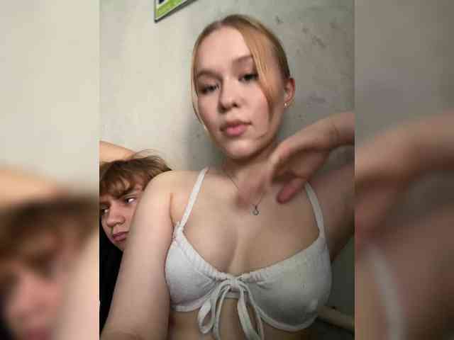 live cam room HoneySavage