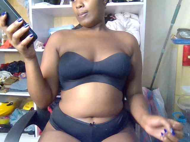 blackpuussy webcam