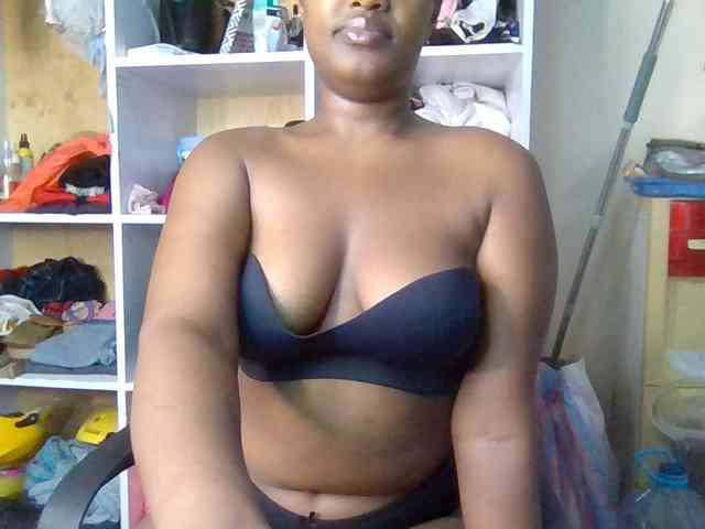 blackpuussy webcam