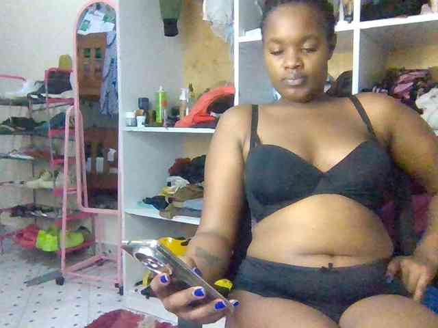 blackpuussy webcam