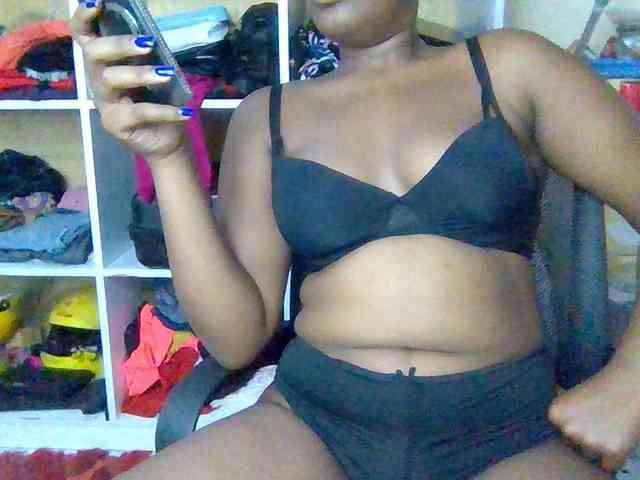 blackpuussy webcam