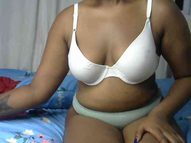 blackpuussy webcam