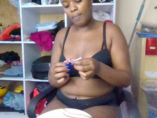 blackpuussy webcam