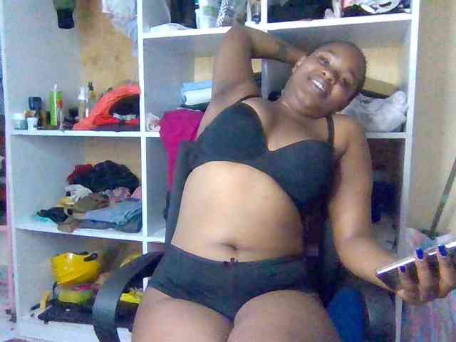 blackpuussy webcam