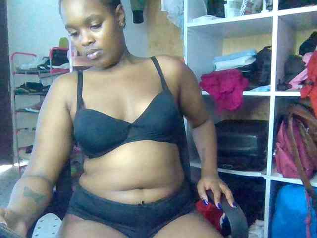 blackpuussy webcam