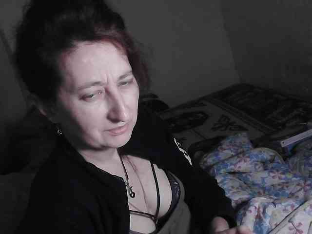 Sexymom333 webcam