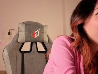 Pussy-Pikmi Porn Show