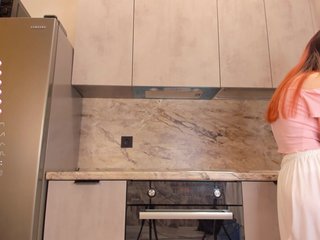 Pussy-Pikmi Porn Show