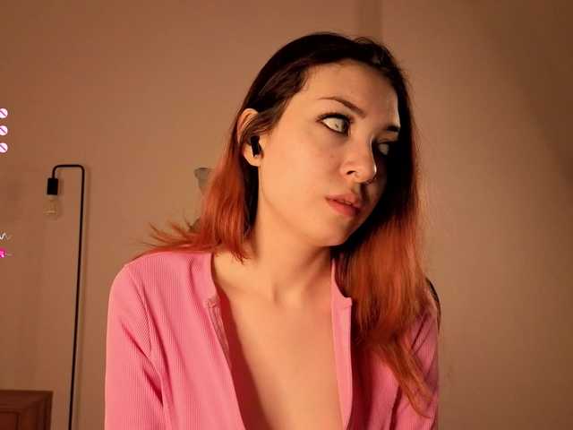 Pussy-Pikmi's BongaCams show and profile