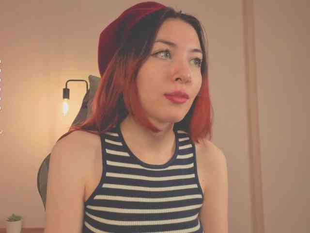 Pussy-Pikmi's webcam live show