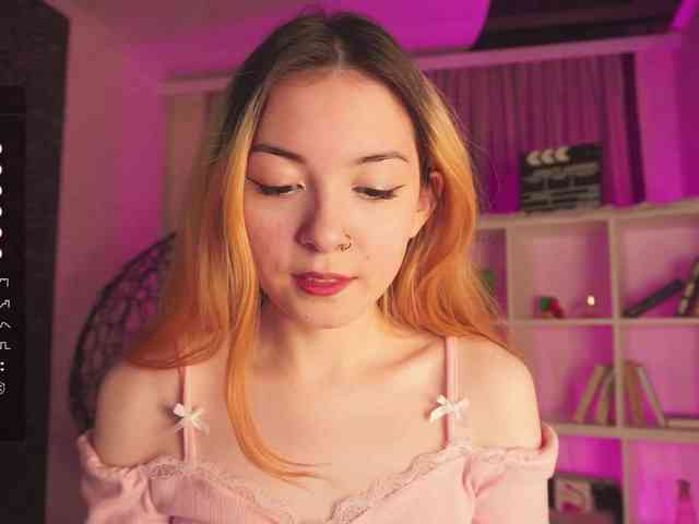 Pussy-Pikmi webcam
