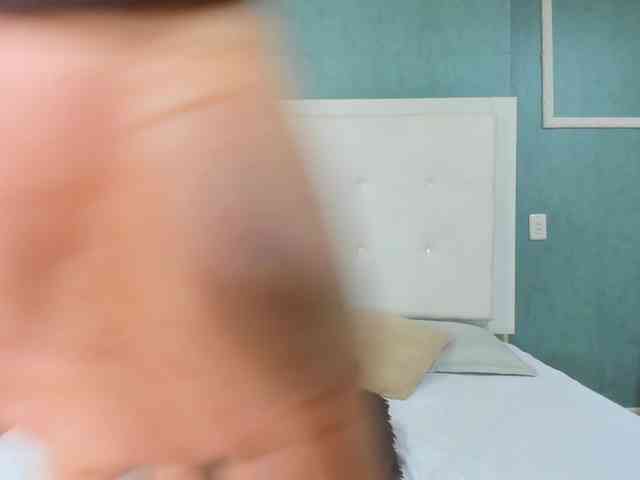 aniagomezz webcam