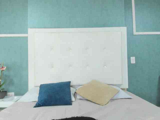 aniagomezz webcam