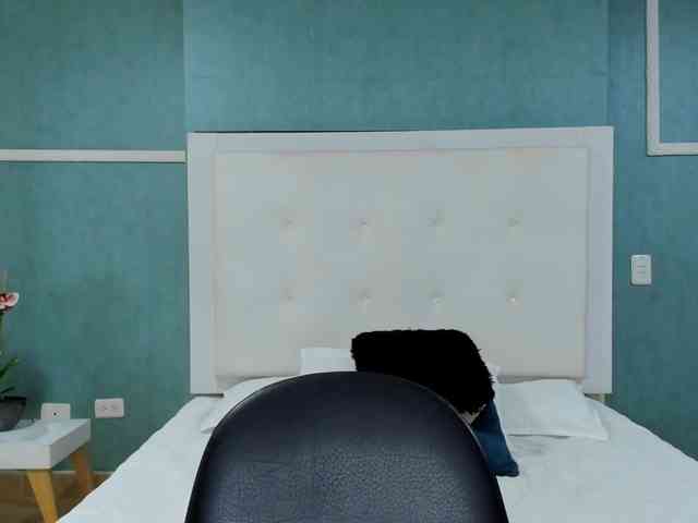 aniagomezz webcam