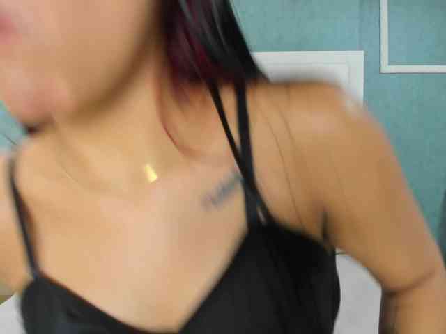 aniagomezz webcam