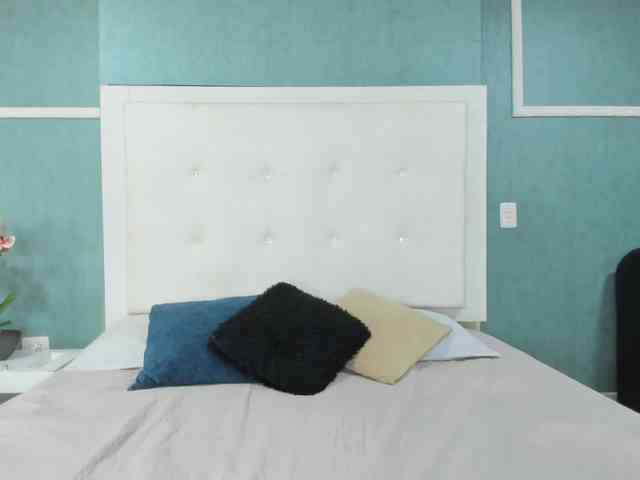 aniagomezz webcam