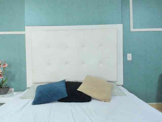 aniagomezz webcam