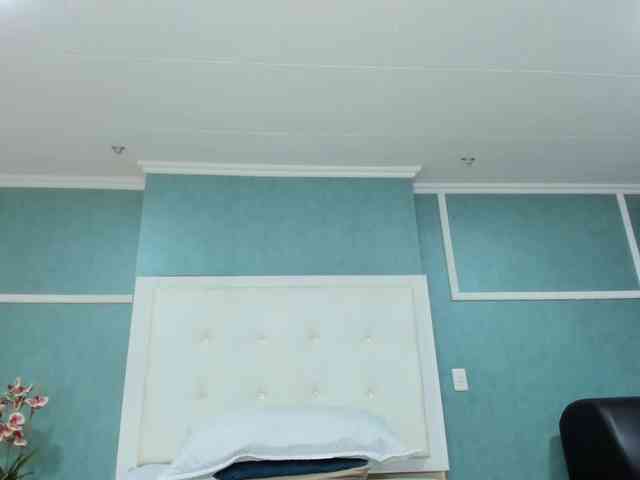 aniagomezz webcam