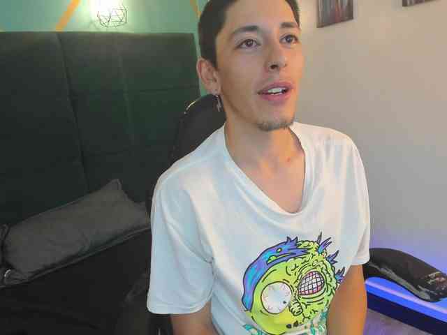 Andreuw-Wolf Andreuw-Wolf