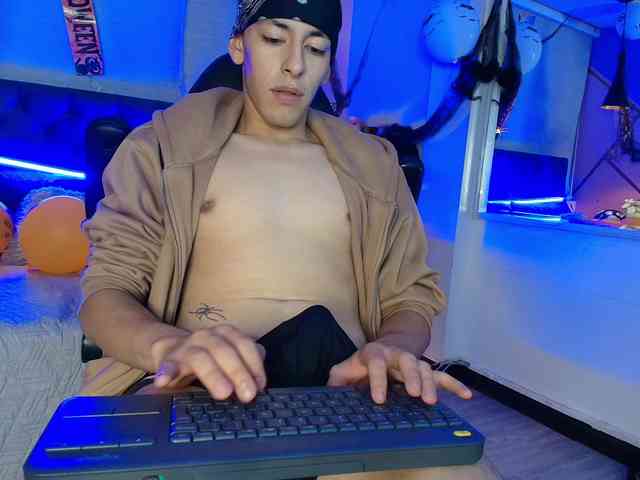 Andreuw-Wolf Andreuw-Wolf