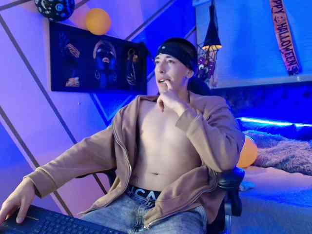 Andreuw-Wolf Andreuw-Wolf