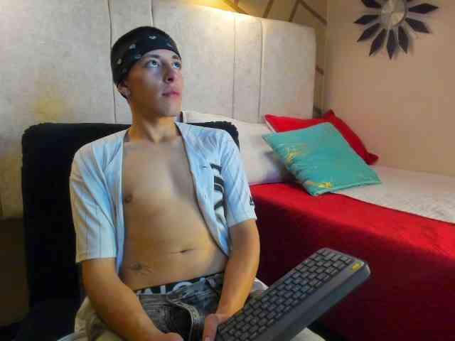 Andreuw-Wolf Andreuw-Wolf