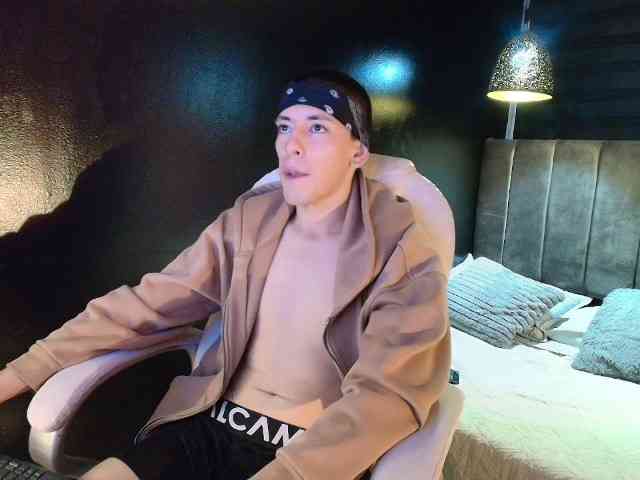 Andreuw-Wolf Andreuw-Wolf