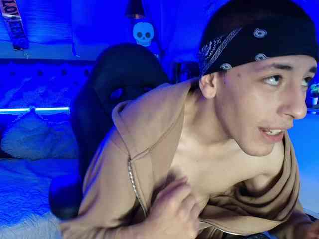 Andreuw-Wolf Andreuw-Wolf