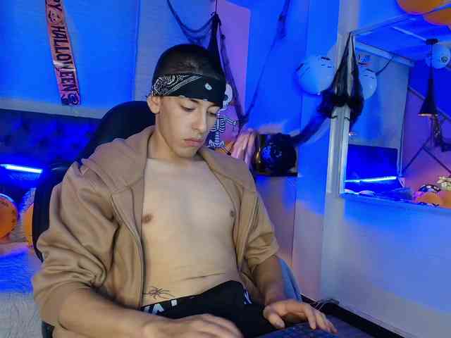 Andreuw-Wolf Andreuw-Wolf