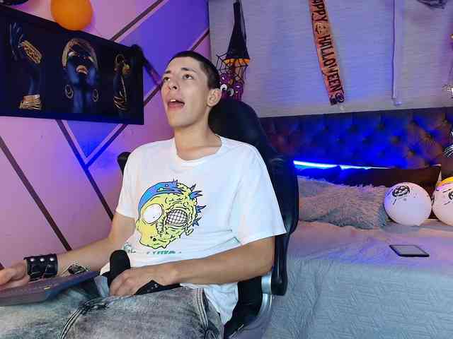 Andreuw-Wolf Andreuw-Wolf