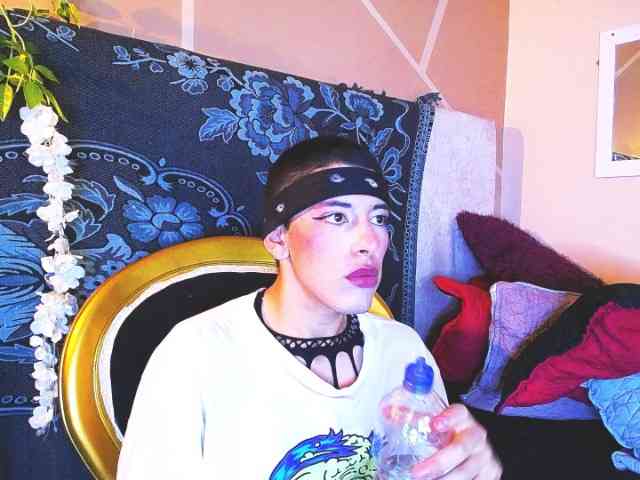 Andreuw-Wolf Andreuw-Wolf