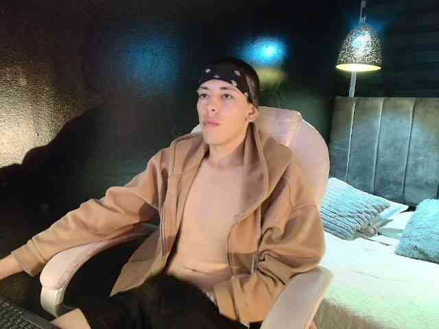 Andreuw-Wolf Andreuw-Wolf