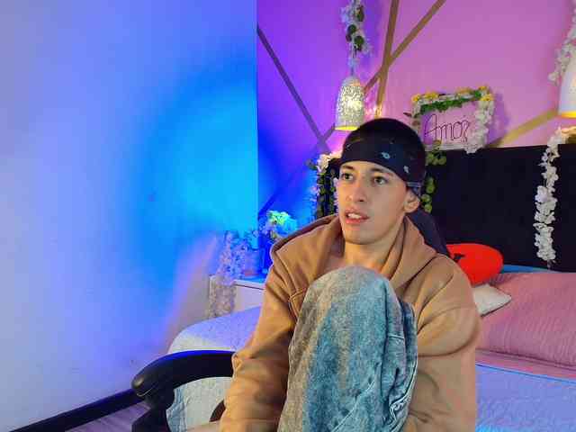 Andreuw-Wolf Andreuw-Wolf