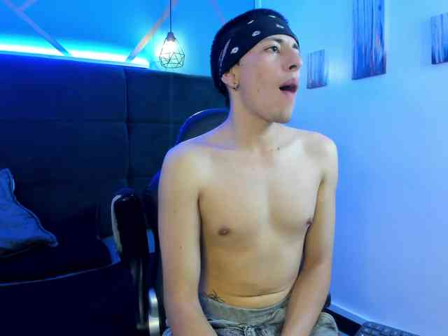 Andreuw-Wolf Andreuw-Wolf