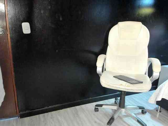 Andreuw-Wolf Andreuw-Wolf