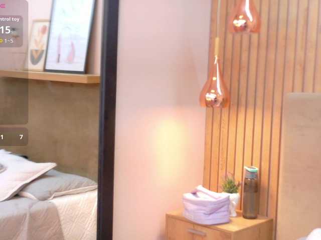 ZaharaFox's BongaCams show and profile