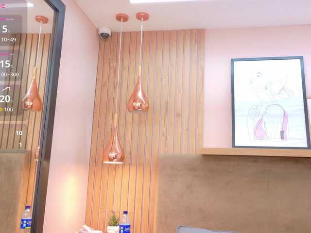 ZaharaFox's BongaCams show and profile