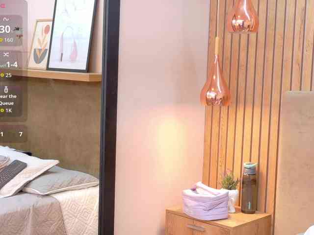 ZaharaFox Live Webcam on BongaCams