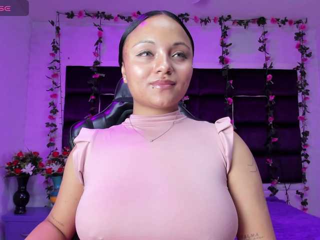 sweelanna's BongaCams show and profile