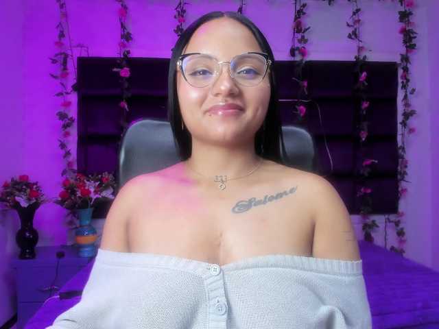 sweelanna's BongaCams show and profile