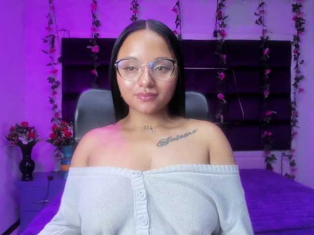 sweelanna's BongaCams show and profile