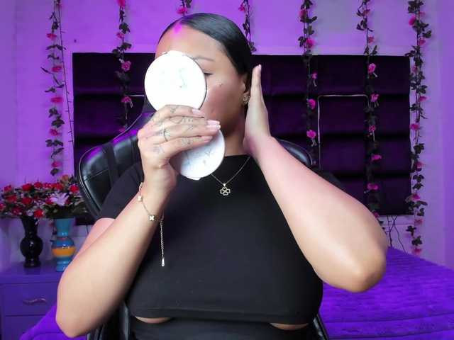 sweelanna's BongaCams show and profile