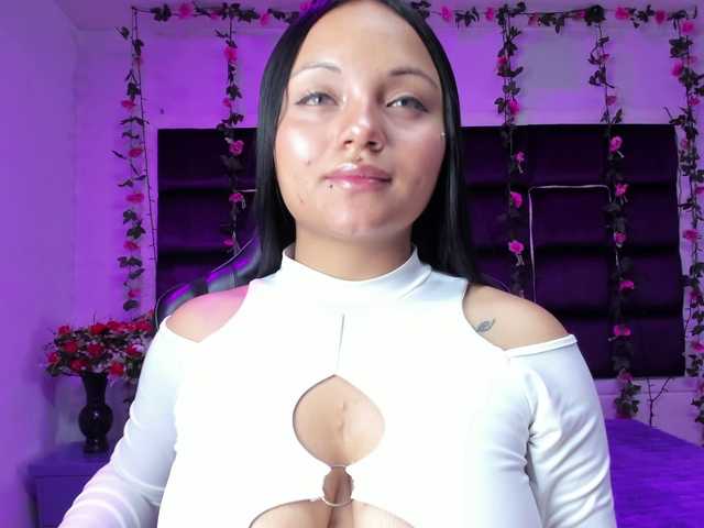 sweelanna's BongaCams show and profile