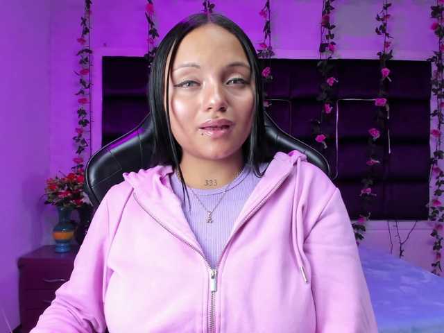 sweelanna's BongaCams show and profile