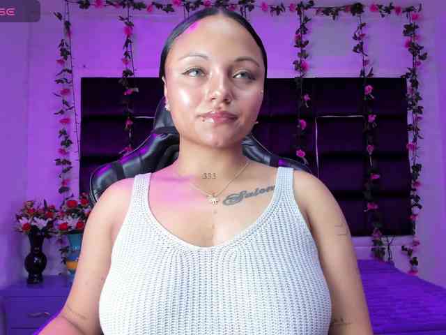 sweelanna Live Webcam on BongaCams